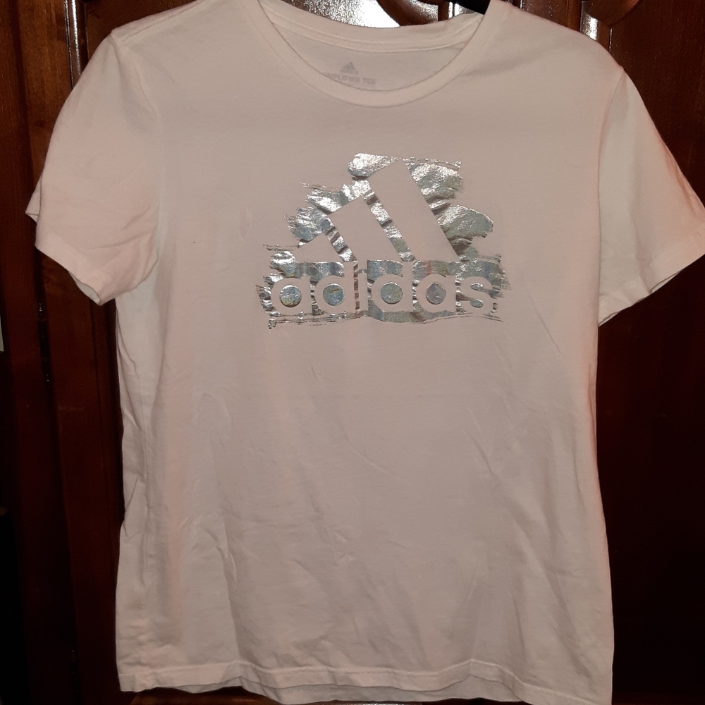 Adidas Tshirt